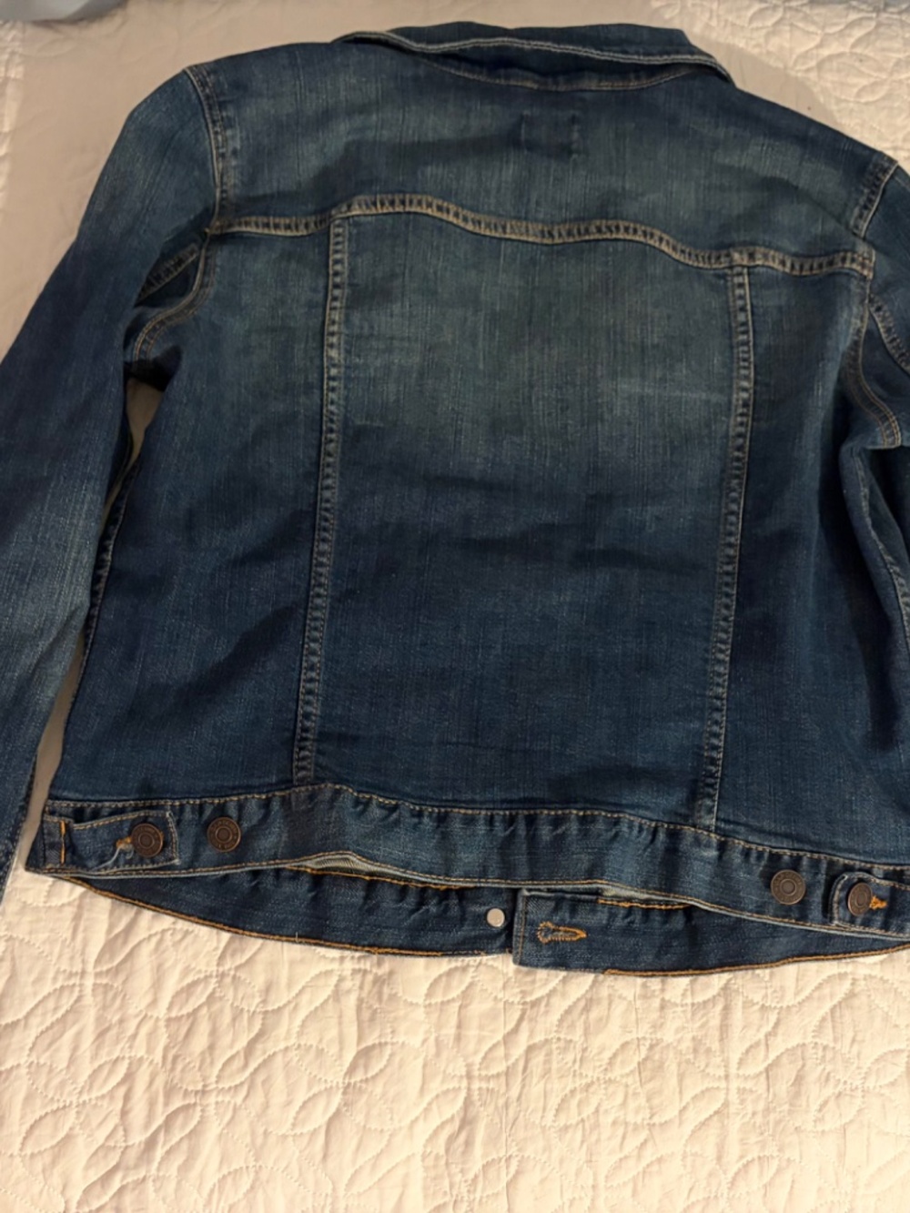 Women’s Gap Jean Jacket - Medium - Picture 5 of 6